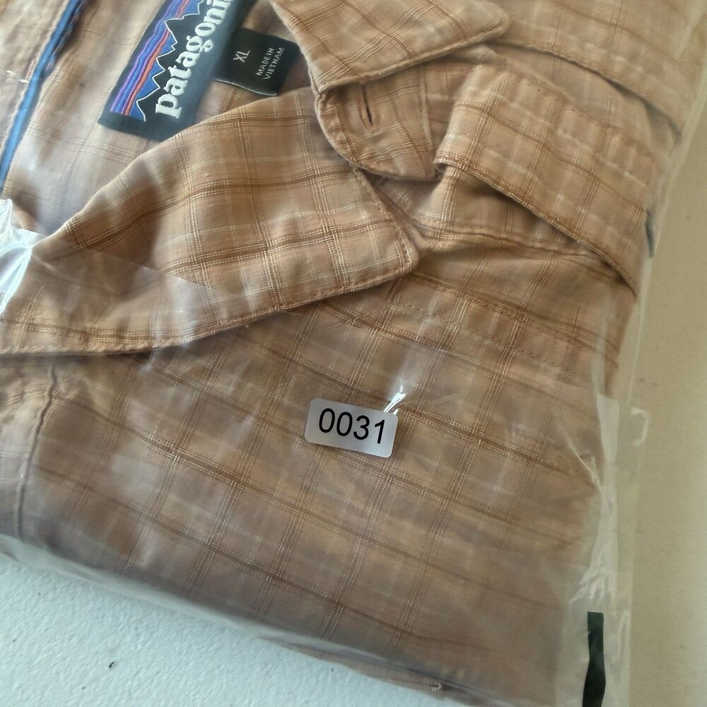 Patagonia Island Hopper Vented Long Sleeve Brown Plaid Fishing Shirt Size XL - Picture 12 of 13